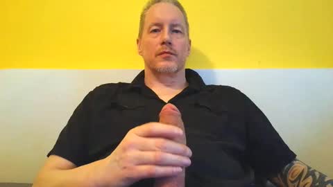 Snapshot of olavdelux chatting on 03-26-26, 02:22 olavdelux online show from 03-26-26, 02:22