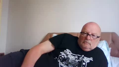 Snapshot of old_fkrr_ chatting on 07-02-26, 12:00 old_fkrr_ online show from 07-02-26, 12:00