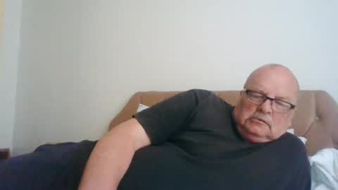 Snapshot of old_fkrr_ chatting on 07-12-26, 10:06 old_fkrr_ online show from 07-12-26, 10:06