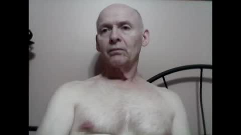 oldbuthorny62 online show from 01-18-25, 10:49