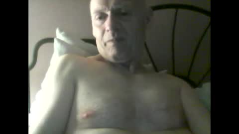 oldbuthorny62 online show from 01-24-25, 06:03