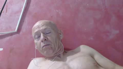 oldbuthorny62 online show from 05-02-26, 12:37