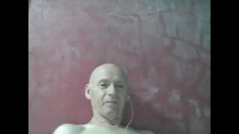 oldbuthorny62 online show from 05-18-26, 12:11