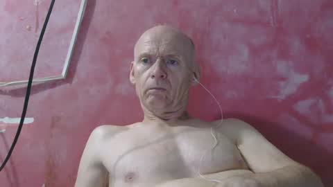 Snapshot of oldbuthorny62 chatting on 06-18-26, 04:35 oldbuthorny62 online show from 06-18-26, 04:35