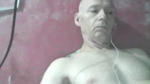 Snapshot of oldbuthorny62 chatting on 06-21-26, 02:25 oldbuthorny62 online show from 06-21-26, 02:25