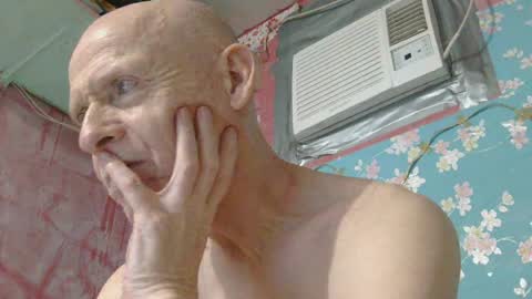 Snapshot of oldbuthorny62 chatting on 07-18-26, 01:59 oldbuthorny62 online show from 07-18-26, 01:59