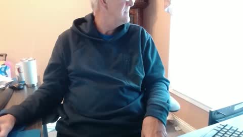 Older and Wiser online show from 01-03-25, 03:33