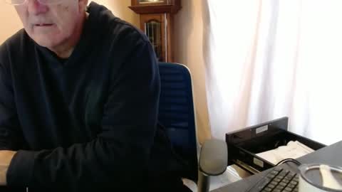 Older and Wiser online show from 01-09-25, 03:12