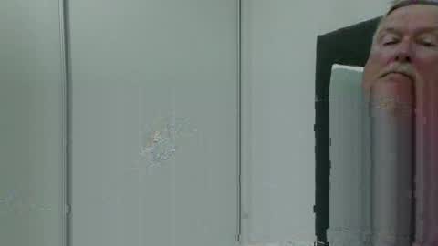 oldguy0702 online show from 09-09-25, 08:41