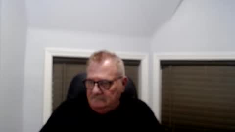 Snapshot of oldguybigd chatting on 05-08-26, 06:41 oldguybigd online show from 05-08-26, 06:41