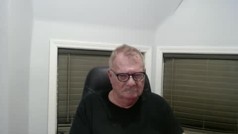 Snapshot of oldguybigd chatting on 05-10-26, 06:29 oldguybigd online show from 05-10-26, 06:29