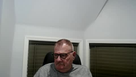 Snapshot of oldguybigd chatting on 05-22-26, 06:31 oldguybigd online show from 05-22-26, 06:31