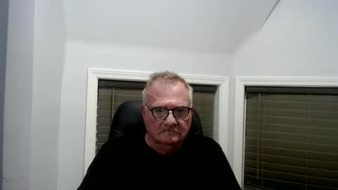 Snapshot of oldguybigd chatting on 06-09-26, 04:13 oldguybigd online show from 06-09-26, 04:13