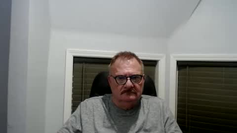 Snapshot of oldguybigd chatting on 06-11-26, 03:48 oldguybigd online show from 06-11-26, 03:48