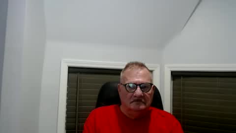 Snapshot of oldguybigd chatting on 06-13-26, 03:48 oldguybigd online show from 06-13-26, 03:48
