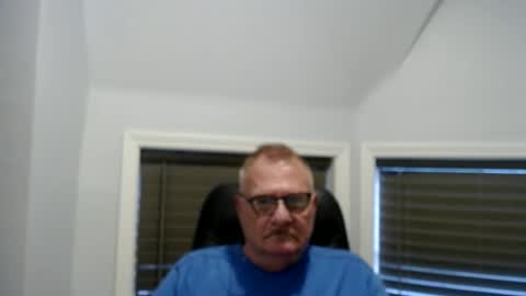 Snapshot of oldguybigd chatting on 06-17-26, 02:14 oldguybigd online show from 06-17-26, 02:14