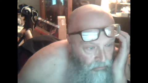 oldman196262 online show from 02-16-25, 05:37