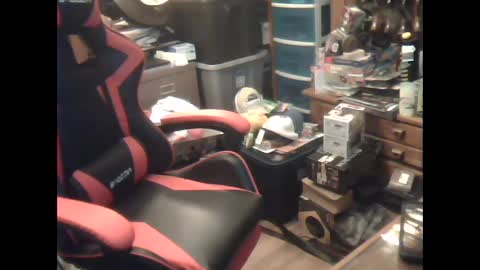 oldman196262 online show from 09-15-25, 02:39