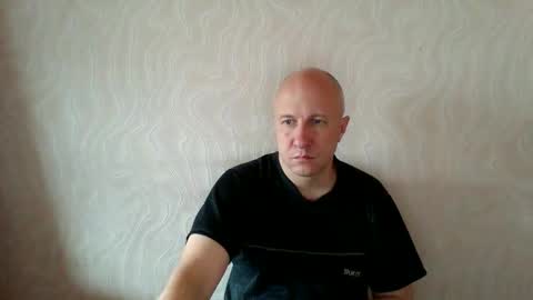 Snapshot of oleg365 chatting on 10-16-25, 12:17 figaro online show from 10-16-25, 12:17
