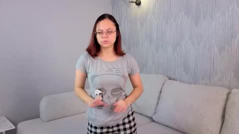 Stella online show from 11-15-25, 11:07