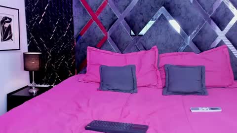 olenna_hot10 online show from 07-18-26, 08:01