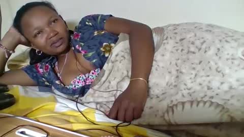 Snapshot of olgamariah203875 chatting on 05-19-26, 06:25 olgamariah203875 online show from 05-19-26, 06:25
