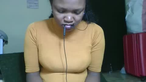 Snapshot of olgamariah203875 chatting on 05-31-26, 06:09 olgamariah203875 online show from 05-31-26, 06:09