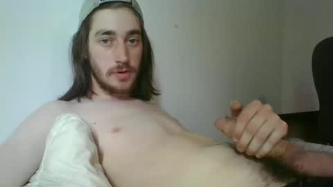 Snapshot of oliboy34 chatting on 05-04-26, 08:05 oliboy34 online show from 05-04-26, 08:05