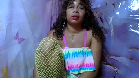 olinaa online show from 06-24-26, 06:01