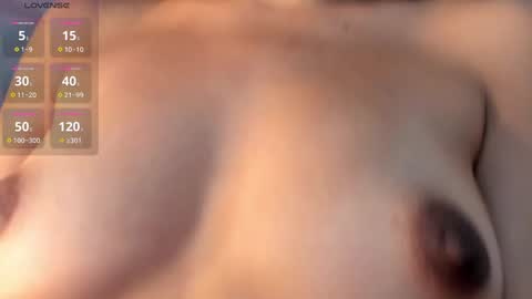 Snapshot of olitasdelmar chatting on 02-23-25, 05:29 Mar online show from 02-23-25, 05:29