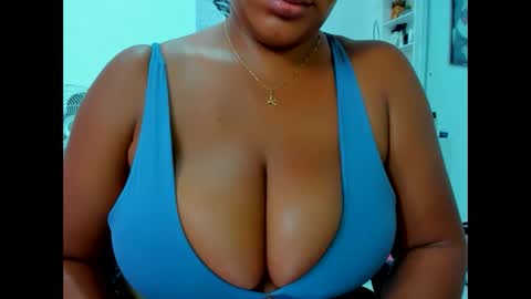olivahot30 online show from 02-10-25, 09:15