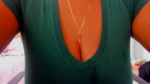 olivahot30 online show from 03-06-25, 12:19