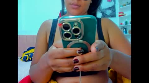 olivahot30 online show from 10-18-25, 04:52