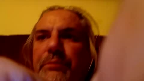 oliveoil67 online show from 10-24-25, 04:47