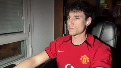 oliver online show from 03-18-26, 08:12