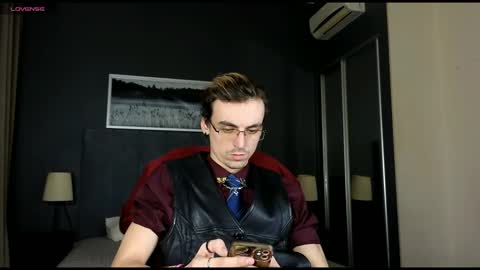 Snapshot of oliver__martinez chatting on 10-23-25, 08:51 OLIVER MARTINEZ online show from 10-23-25, 08:51