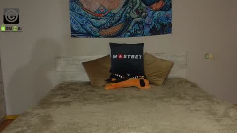 Snapshot of oliver_baker chatting on 01-20-25, 03:28 Oliver  Kaen online show from 01-20-25, 03:28