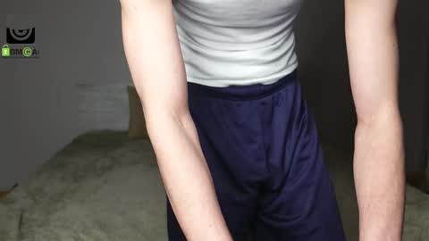 Snapshot of oliver_baker chatting on 03-12-25, 05:49 Oliver  Kaen online show from 03-12-25, 05:49