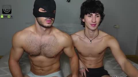 Snapshot of oliver_baker chatting on 10-03-25, 04:48 Oliver  Kaen online show from 10-03-25, 04:48