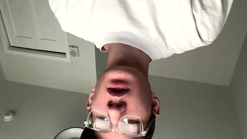 Oliver Beck online show from 11-10-25, 07:13