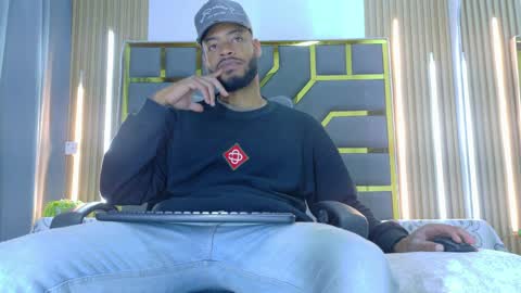 Oliver online show from 03-31-26, 06:08