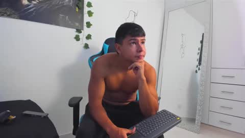 Oliver bray online show from 03-06-25, 03:13