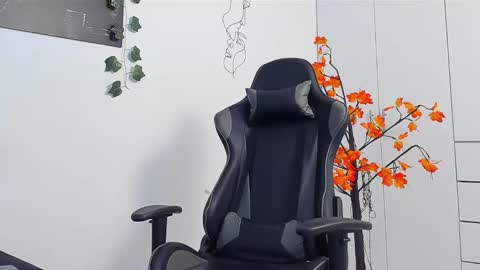 Snapshot of oliver_bray chatting on 02-16-26, 09:00 Oliver bray online show from 02-16-26, 09:00