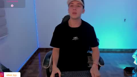 oliveeer online show from 05-20-26, 11:00
