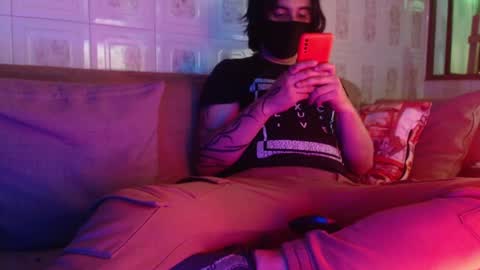 oliver_laid_2023 online show from 01-01-25, 05:22