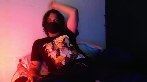 oliver_laid_2023 online show from 01-06-25, 08:03