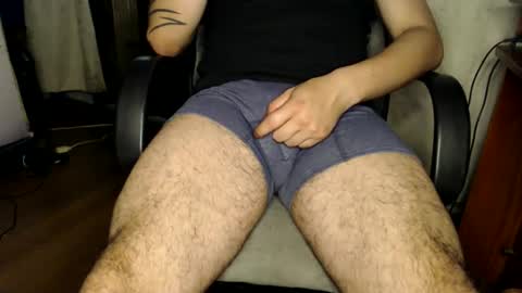 oliver_laid_2023 online show from 09-20-25, 01:50