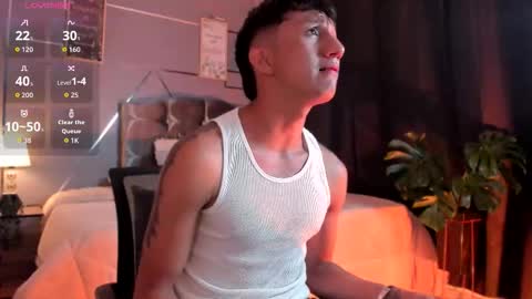 Snapshot of oliver_mr_ chatting on 11-18-25, 08:46 oliver mr online show from 11-18-25, 08:46