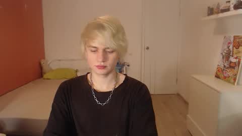 Oliver online show from 10-23-25, 01:38