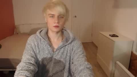 Oliver online show from 12-23-25, 01:14